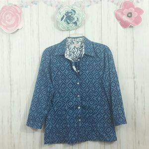 Tizzie Blue Button Diamond Pattern Down Top